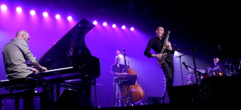 Méajam, le groupe de jazz contemporain Méajam basé à Toulouse en concert